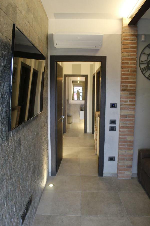Villa Martina Desenzano del Garda Extérieur photo