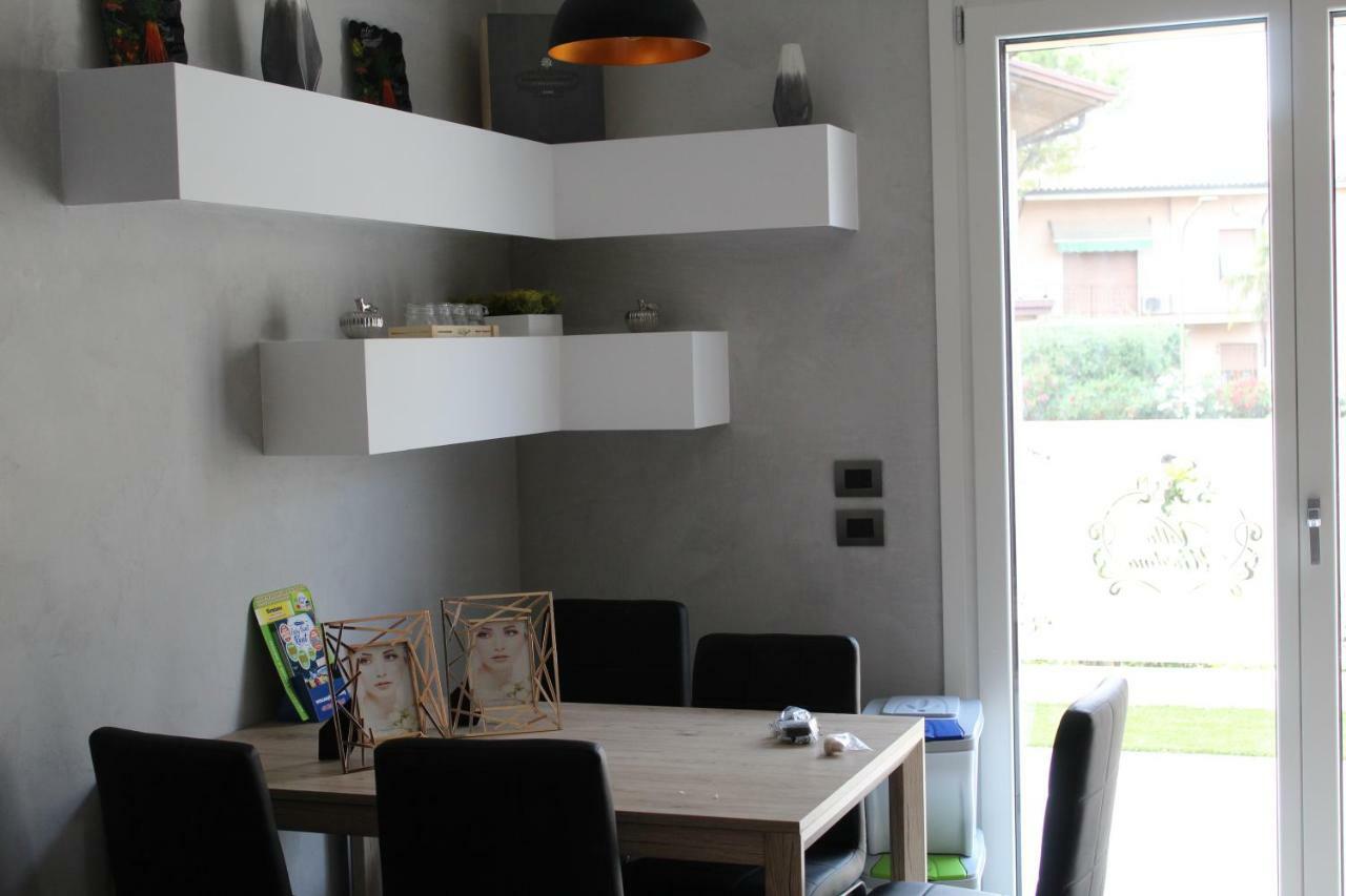 Villa Martina Desenzano del Garda Extérieur photo